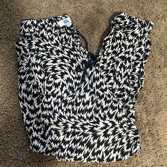 Vans black & white pants - Picture 1 of 3